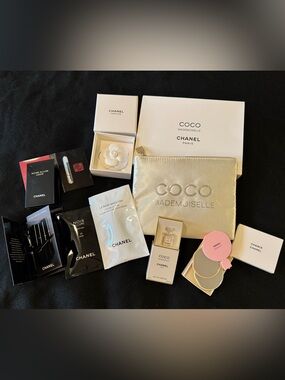 CHANEL Coco Mademoiselle Pouch, Mini Perfume, Mini Mirror, ceramic Camilla etc